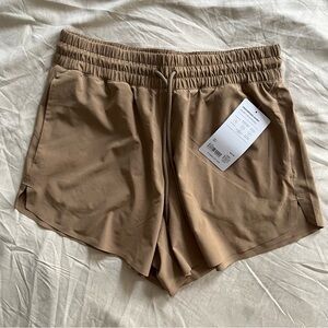 NWT Athleta Crossroads Short- size S